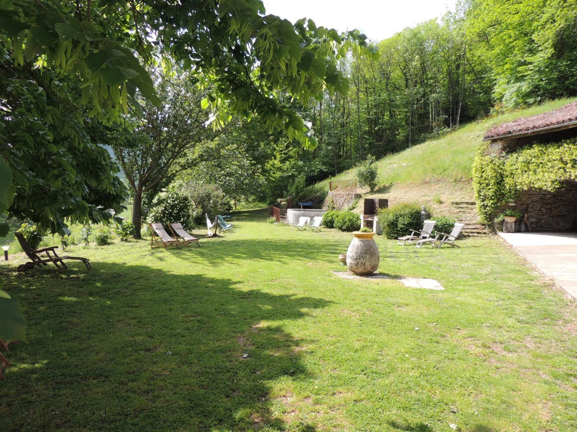 Nabat Le Haut, Chambre Et Table D'Hotes Courniou Exteriér fotografie